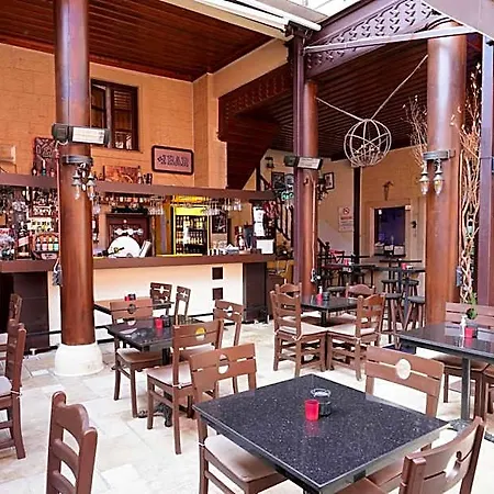 Cicerone Hotel